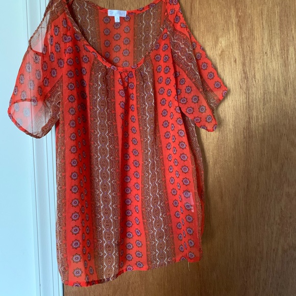 Top - Picture 1 of 2